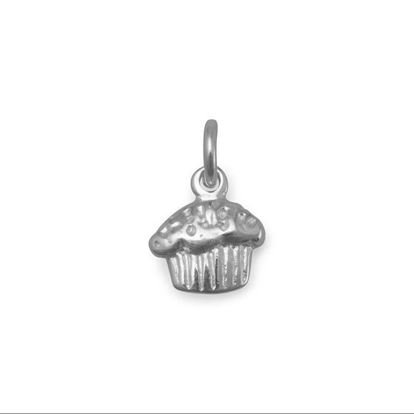 Polished Cupcake Charm - Picture 1 of 1